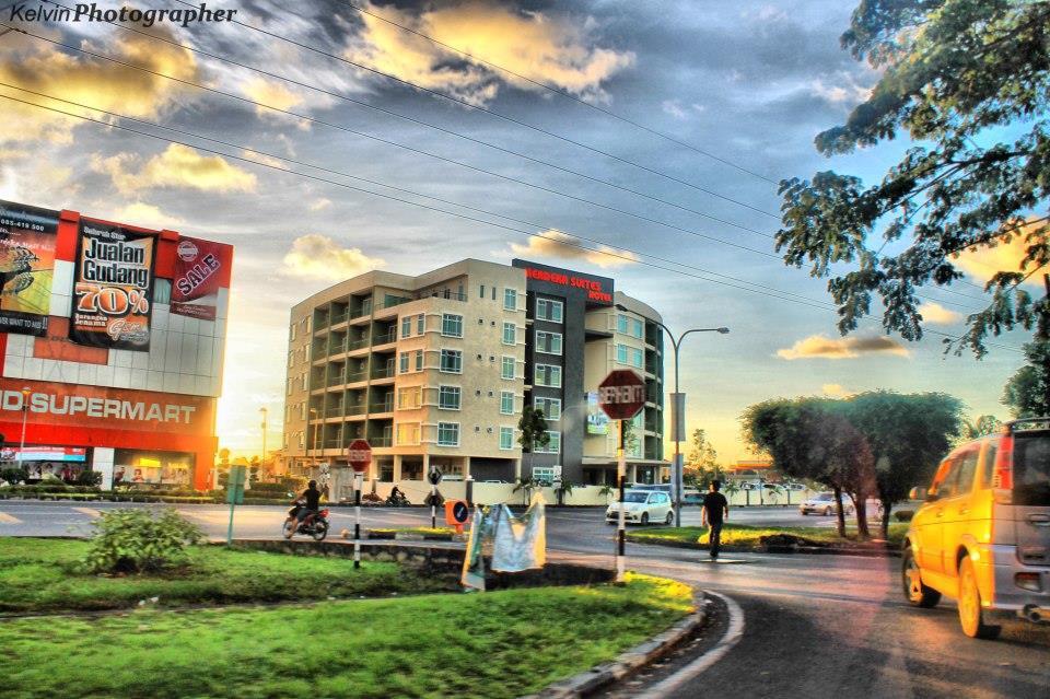 Merdeka Suites Hotel Miri Exterior foto